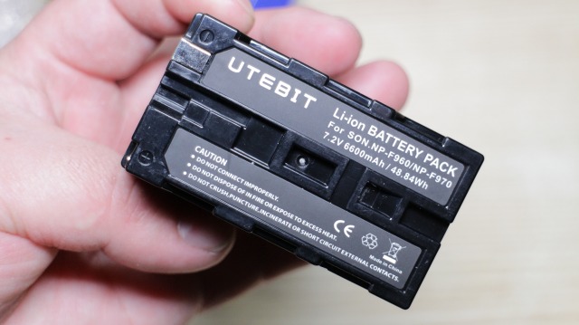 激安UTEBIT NP-F970互換バッテリーをLEDライト用に購入してみた件  たま男プレス